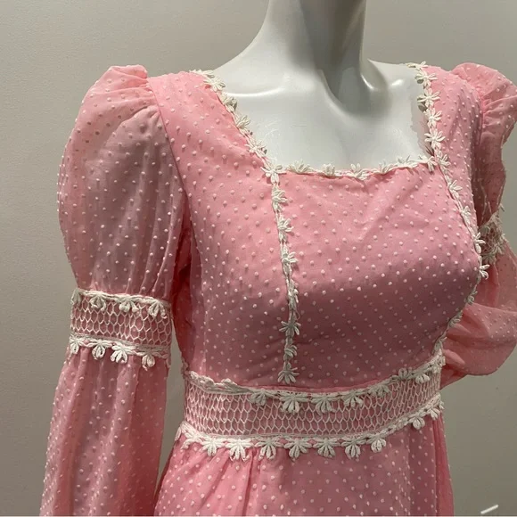 VINTAGE J.C. Penney Pink & White Swiss Dot Princess Floral 1976 Maxi Dress - Picture 3 of 11